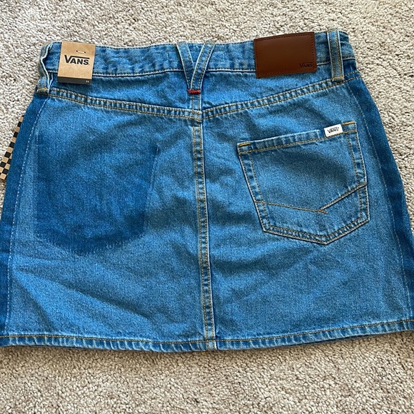 Vans Skirt - Picture 3 of 6